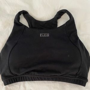 FLEO medium sports bra